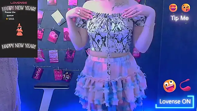 Chat +18 de Violla_My ao vivo