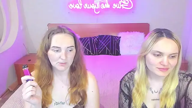 Chat XXX ao vivo de MagicEyess