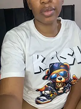 Candice950: онлайн-секс-чат