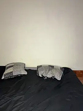 Pokazy przed kamerką – chucky_karla