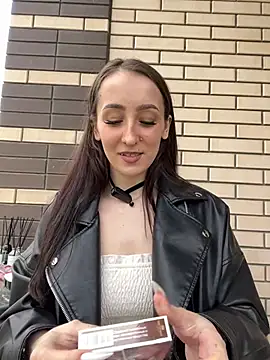 FlexboxDoll élő XXX-chatje