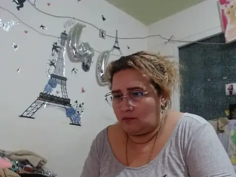 دردشة Perla1981-- الجنسية المباشرة