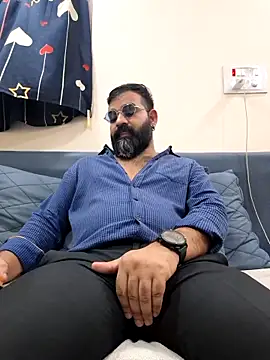 XXX chat uživo modela Fun_Guuy