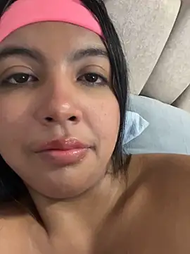 Chatroom XXX en direct de nicole_fisherr