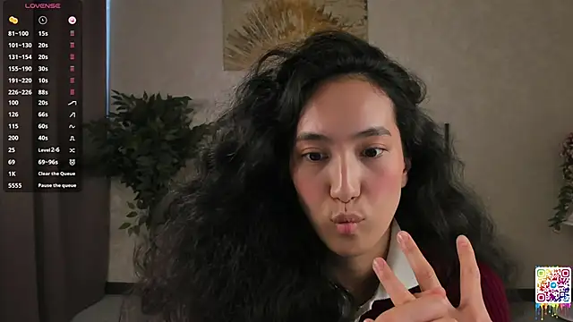 FlirtyAura live XXX chat