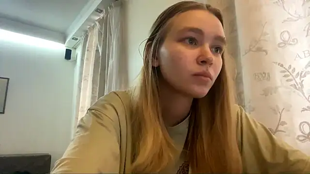 Leifuture Adlı Modelin Canlı XXX Sohbeti