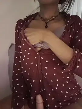 MissBehave_'s Live XXX Chat