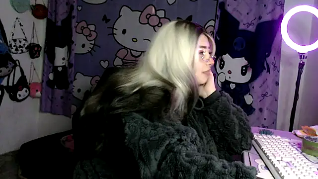 lussyevans24 Live XXX-Chat