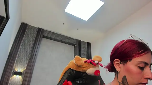 แชท XXX สดของ selene_red_