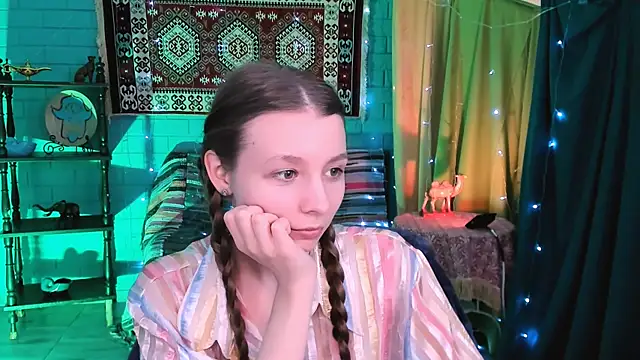 JulieDaniel's Live XXX Chat