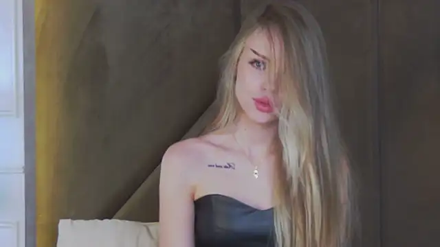 MarilynNova Webcamshow