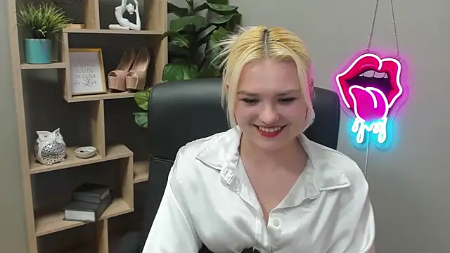 SweetLilyxo live XXX chat