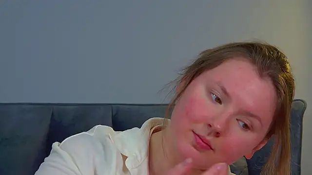 MelodyMoores' Live XXX Chat