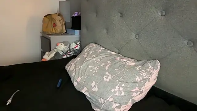 monster_d_2025 Show Webcam