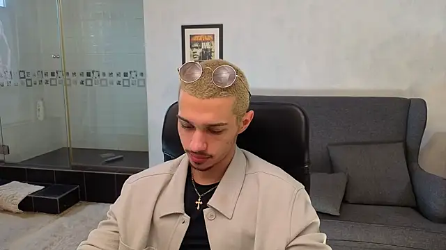 KaydenDrew 即時 XXX 聊天