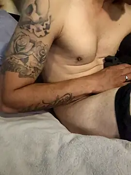 juniorbboy69 webcam show