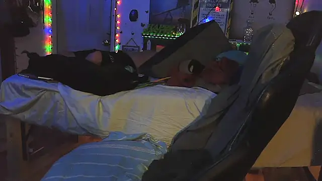 Buffshagswell Adlı Modelin Canlı XXX Sohbeti