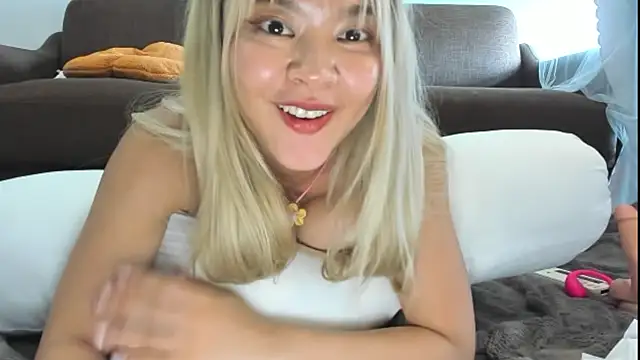 Alissa_skyyy Adlı Modelin Canlı XXX Sohbeti