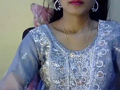 Chat XXX en directo de Shab_M