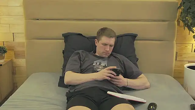 EthanPinkmann Webbikameraesitys