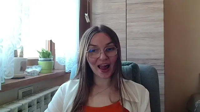 دردشة LooveELLYx الجنسية المباشرة