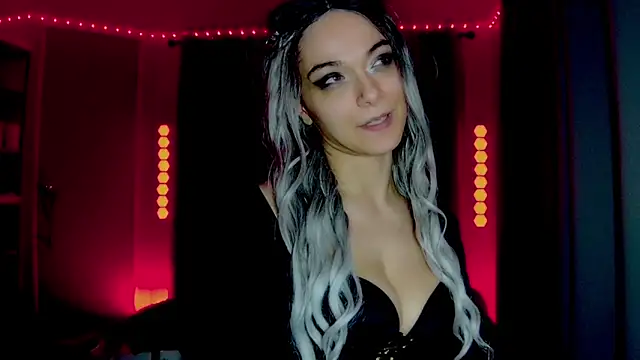 دردشة mistress-ivy-dark الجنسية المباشرة