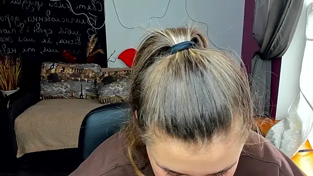 IsabellaBler Chat XXX in diretta