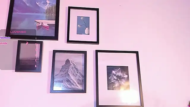 Akari1_Mischief Chat XXX in diretta