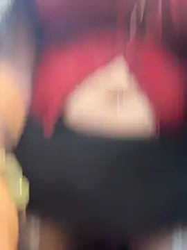 Mila_NoRules Show in webcam