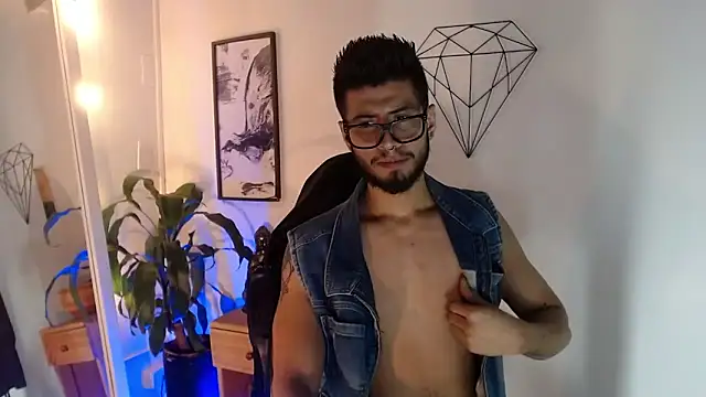 Colby_brown03 Adlı Modelin Web Kamerası Şovu