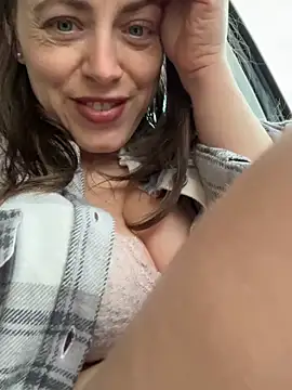 ladywithbigass' Live XXX Chat