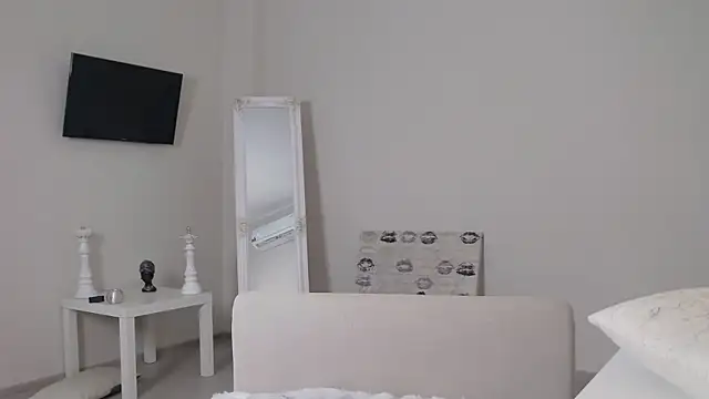 InesNova Chat XXX in diretta