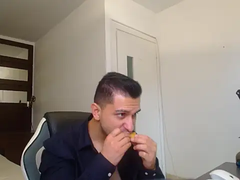 عرض كام BryceReign