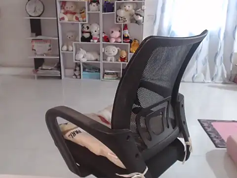 TinyGirls Chat XXX in diretta