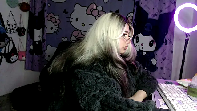 lussyevans24 Live XXX-Chat