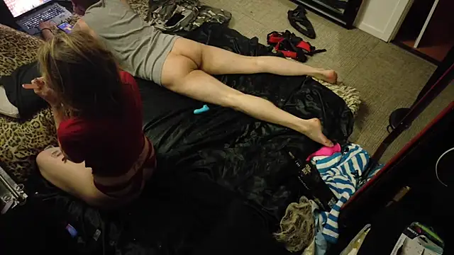 Pokazy przed kamerką – AQuickPhyx