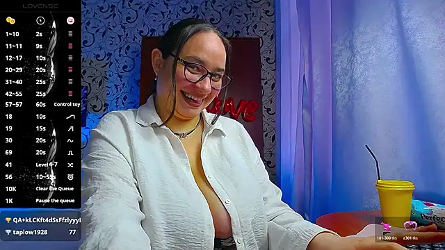 Czat XXX na żywo – Ketrinsweetits