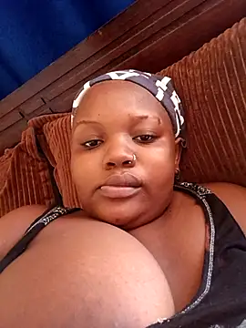 Chatroom XXX en direct de queennapal