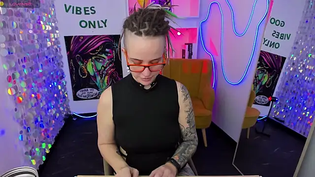 Živý XXX chat LisaFoxy_y