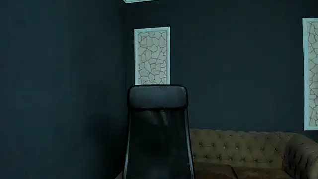 BrianHunts: онлайн-секс-чат