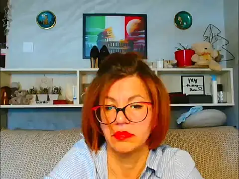 Natali3855 Adlı Modelin Canlı XXX Sohbeti