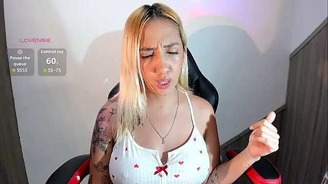 Amanda_klairen Live XXX chat