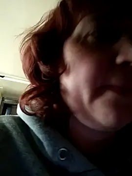 Supermilfo4ka Adlı Modelin Canlı XXX Sohbeti