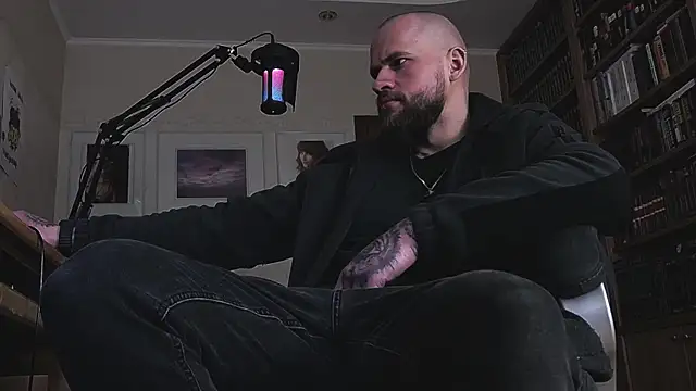 Онлайн чат XXX FindomJason