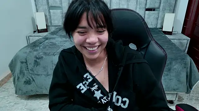 Chat XXX en directo de laureentt_