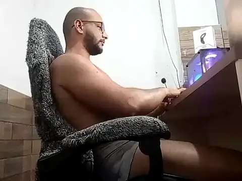 Webkamerová show SexyBoyRJ