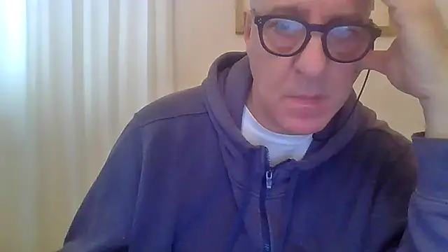 ANONIMO7735のライブXXXチャット