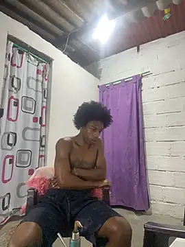 แชท XXX สดของ Larry-n-clouds