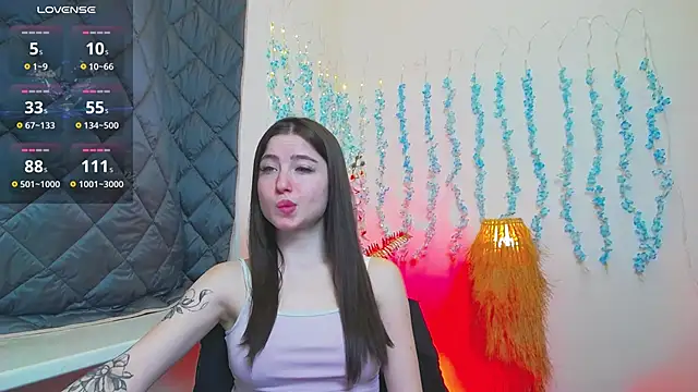 Luxuryalma's Live XXX Chat