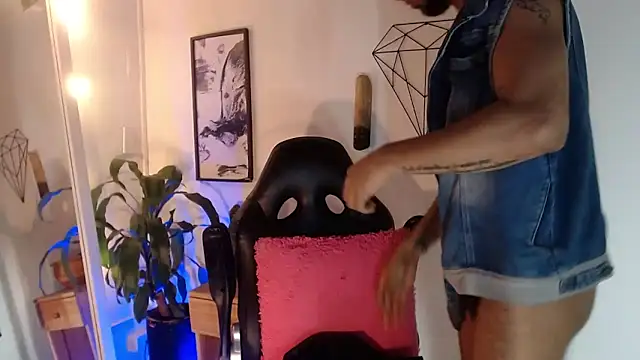 Colby_brown03のウェブカメラショー